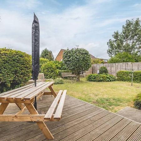 3-Bed Family Home With Parking & Large Garden Windsor Eksteriør billede
